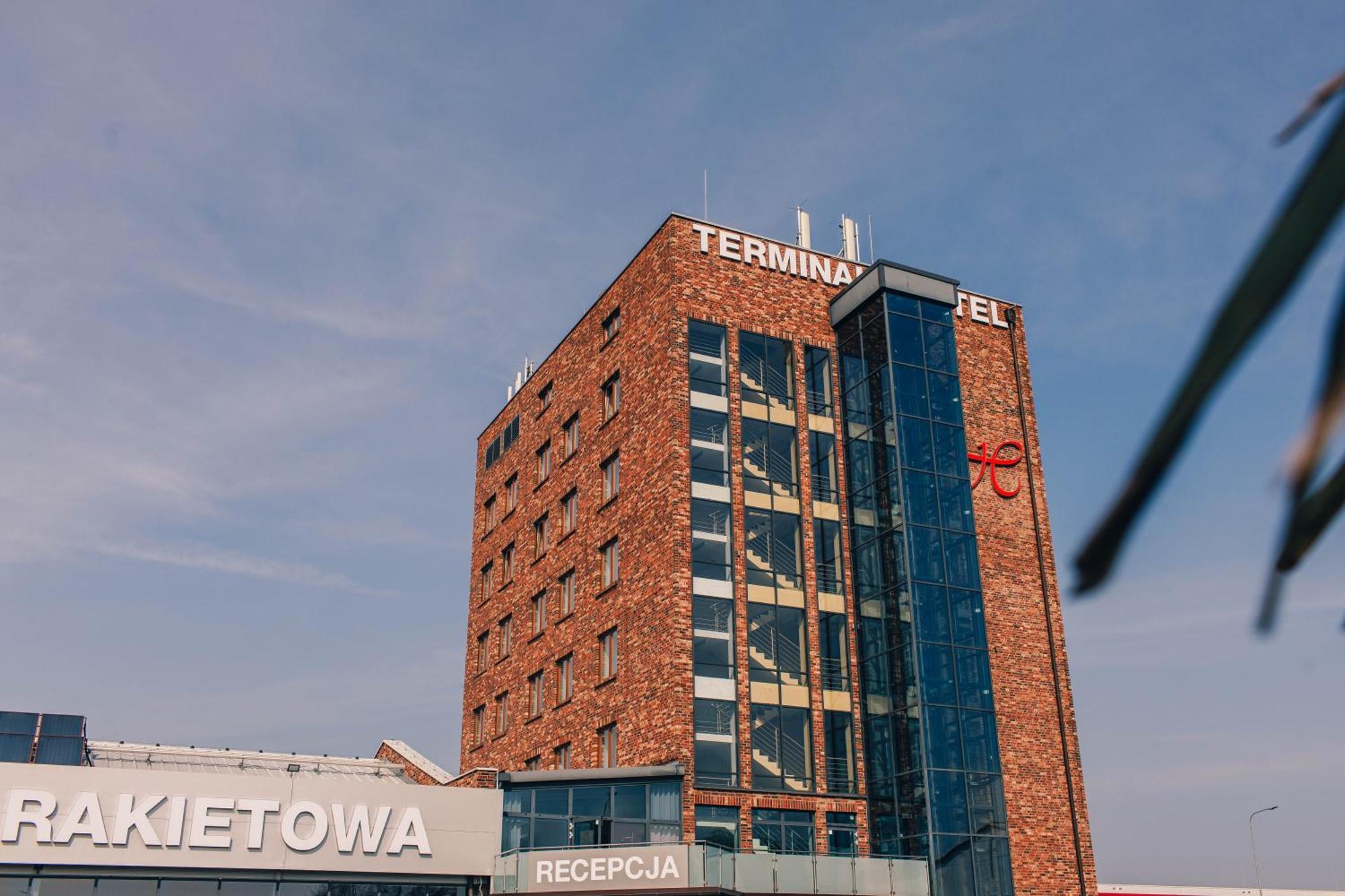 Terminal Hotel Wroclaw Exterior photo